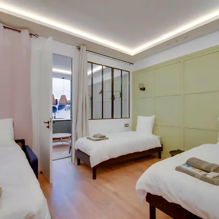 Bluestay 40 - Superb In