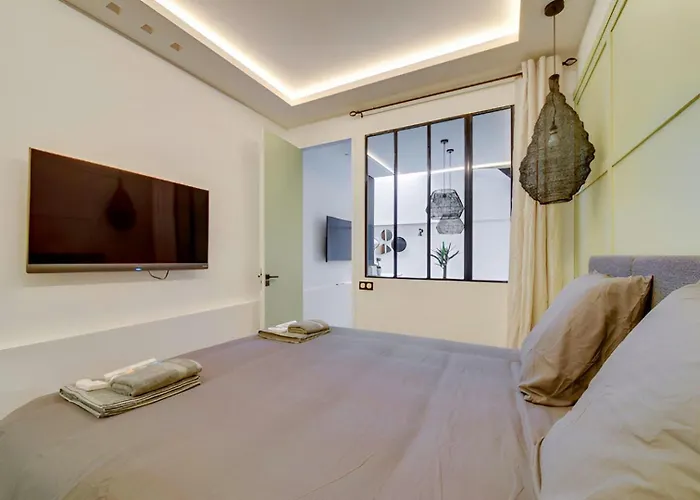 Bluestay 40 - Superb In Paris